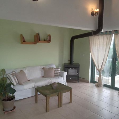 The White Rabbit Guesthouse Eco-Lodge "Cosy Apartment" Psakoudia Ngoại thất bức ảnh